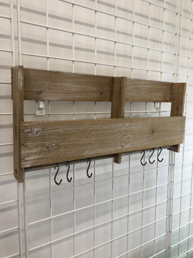 DISTRESSED HANGING SHELF W/6 HOOKS.