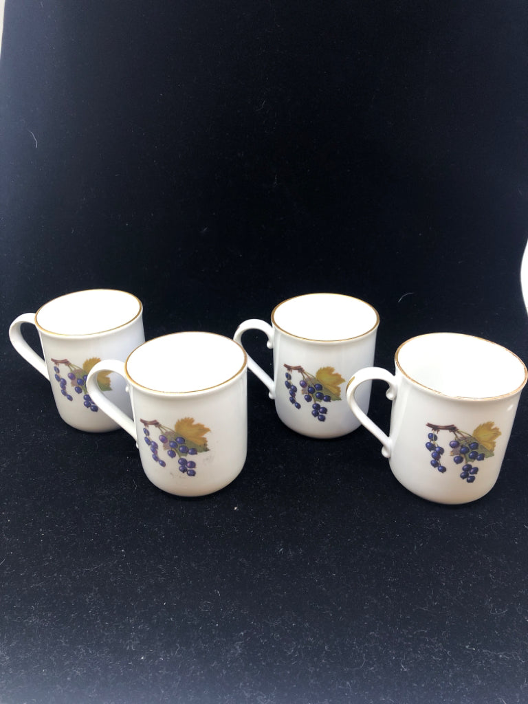 4 ORANGE AND GRAPES EVESHAM MUGS.