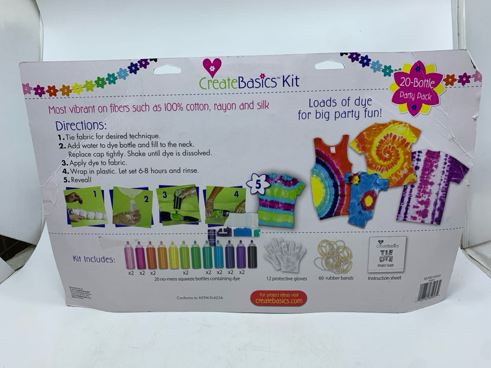 NIP TIE DYE KIT.