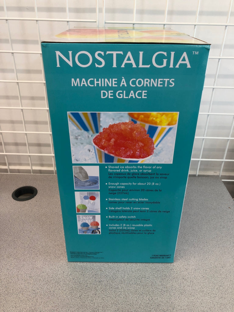 NIP NOSTALGIA SNOW CONE MAKER.