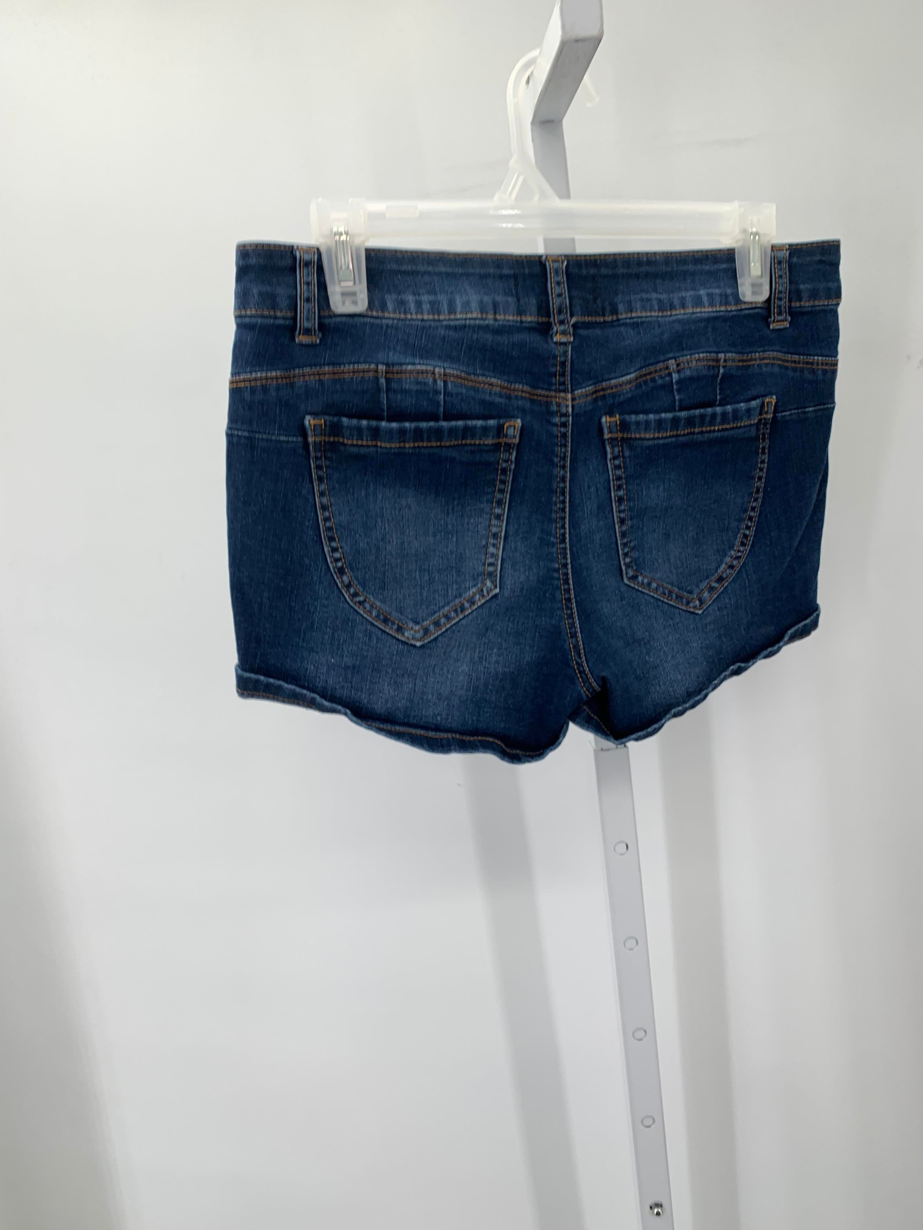 Size Large Juniors Shorts