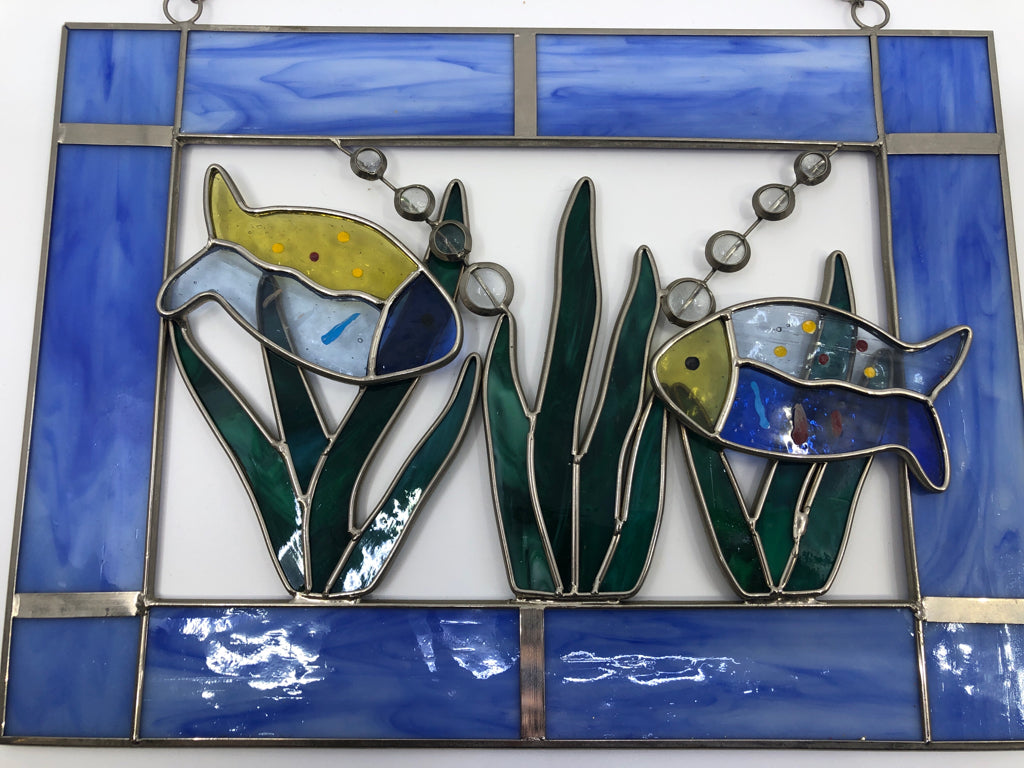 RECTANGLE STAIN GLASS FISH WALL ART.