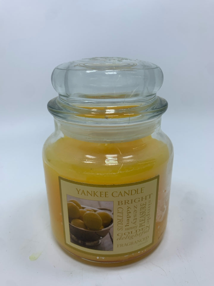BRIGHT CITRUS YANKEE CANDLE.