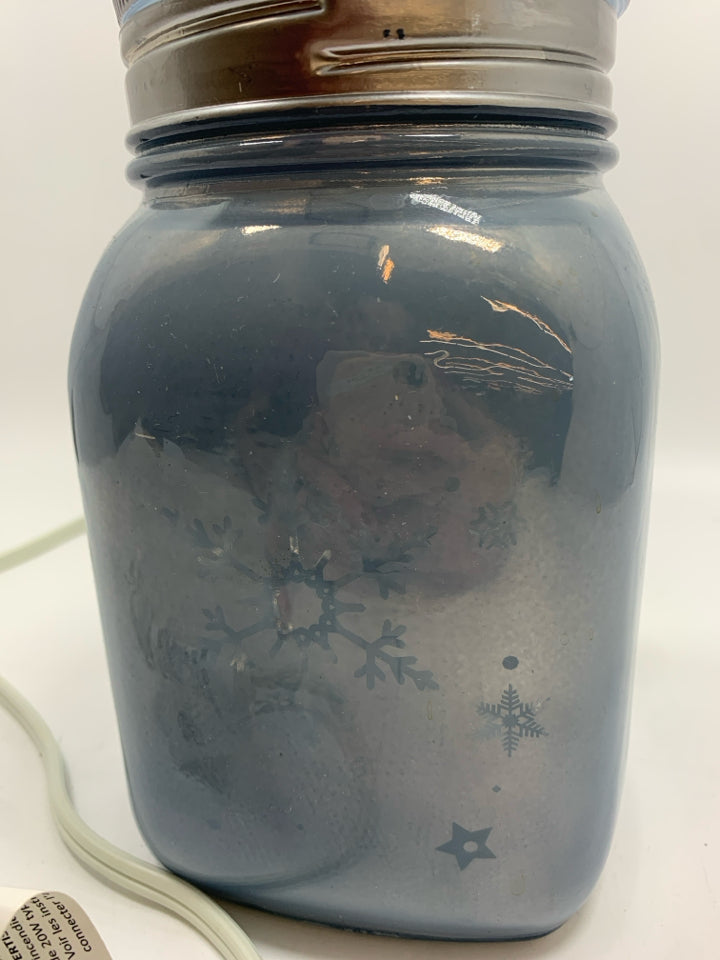SNOWFLAKE MASON JAR WAX WARMER.