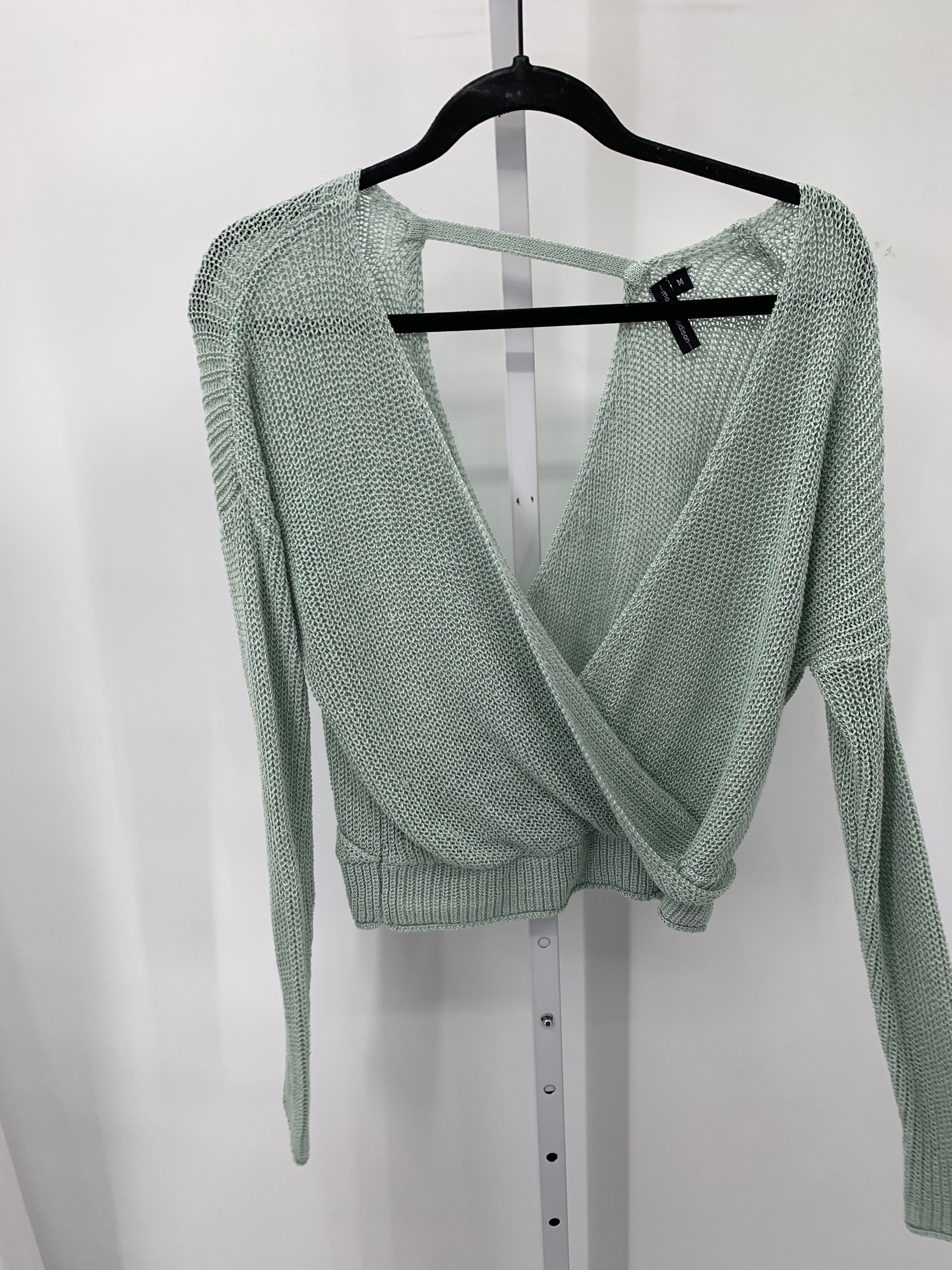 Size Medium Juniors Long Sleeve Sweater