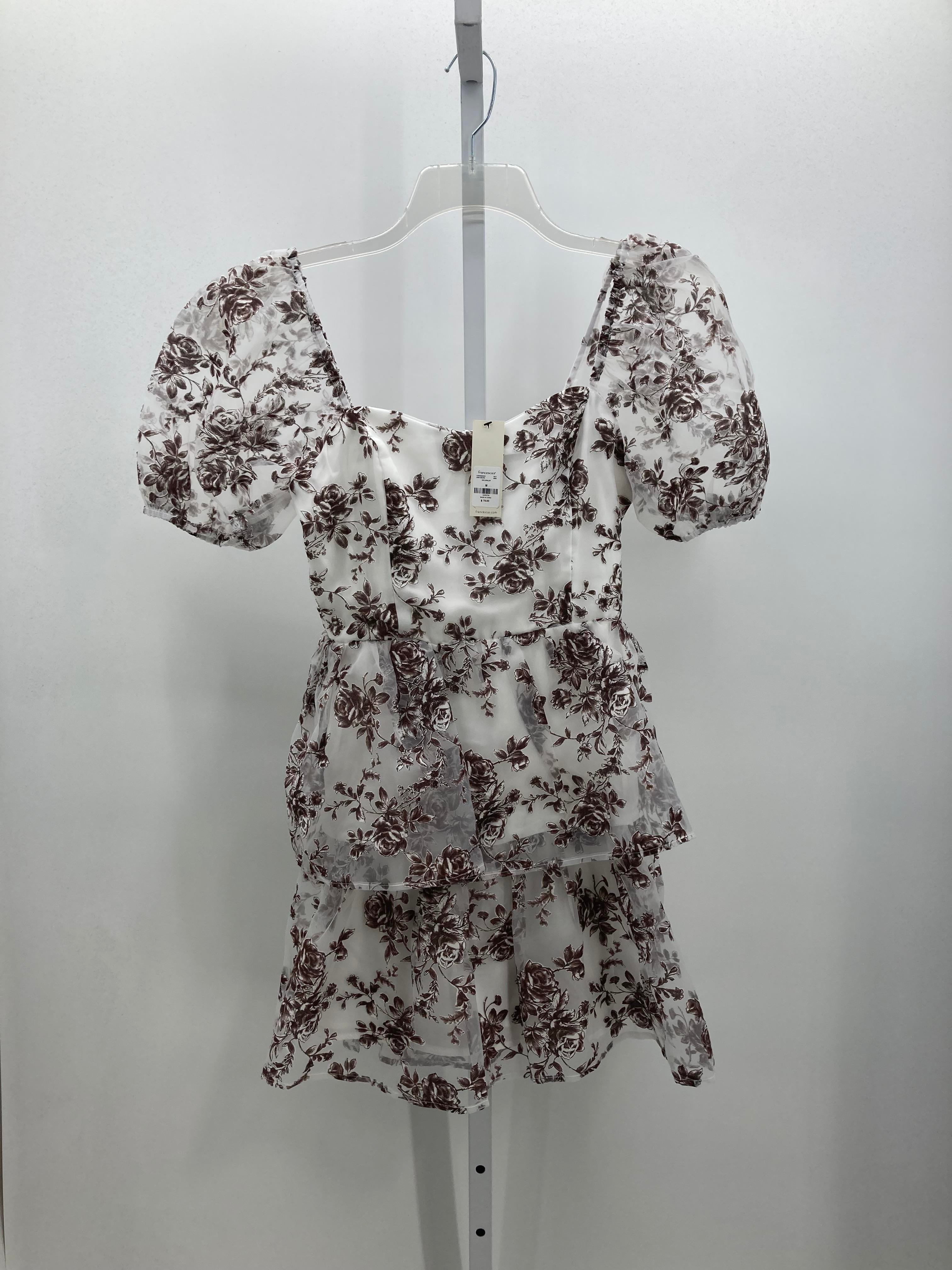 Size Medium Juniors Short Sleeve Dress