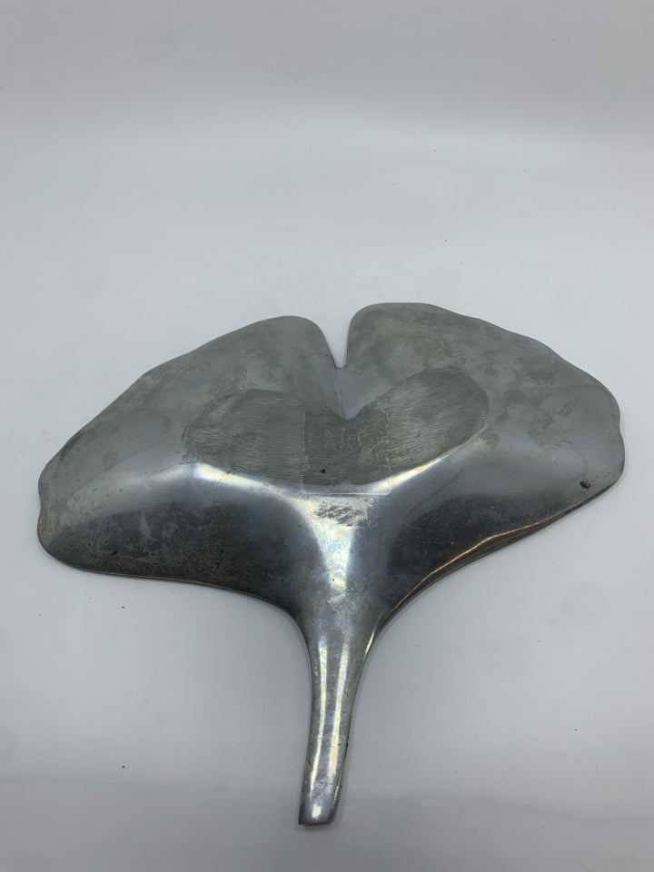 SILVER LEAF DISPLAY TRAY.