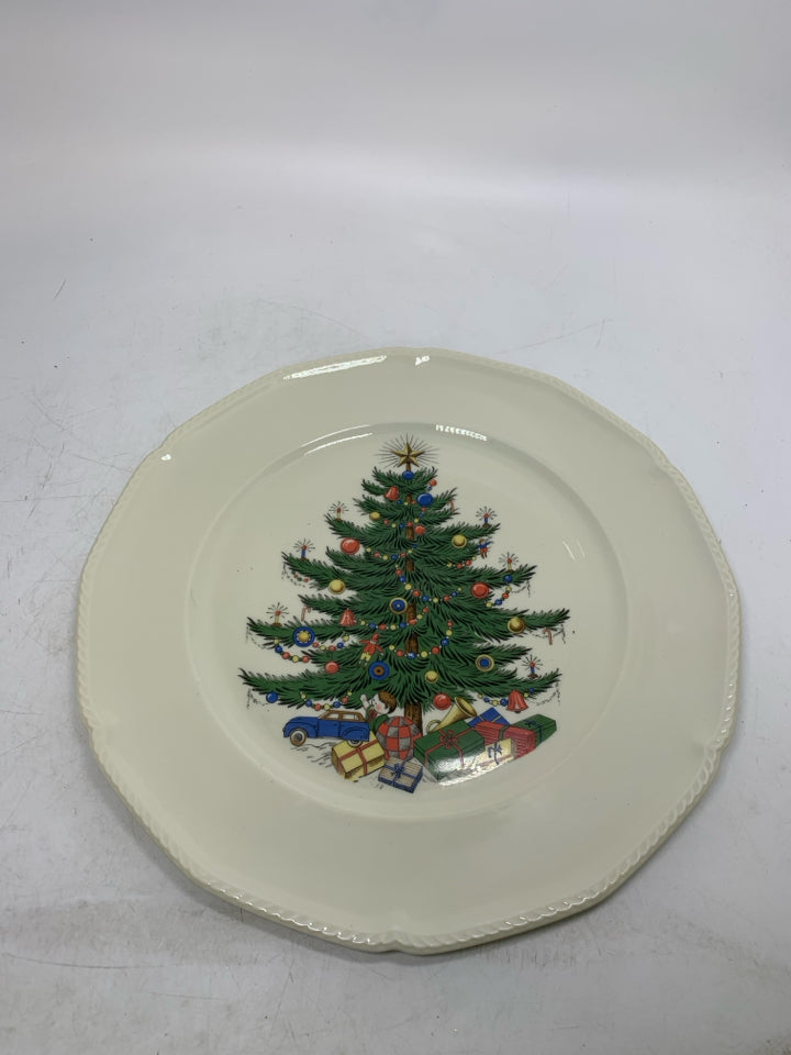 IVORY LAURELTON WARE CHRISTMAS TREE PLATE.