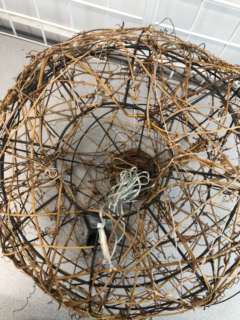 PUMPKIN LIGHT UP TWIG DECOR.