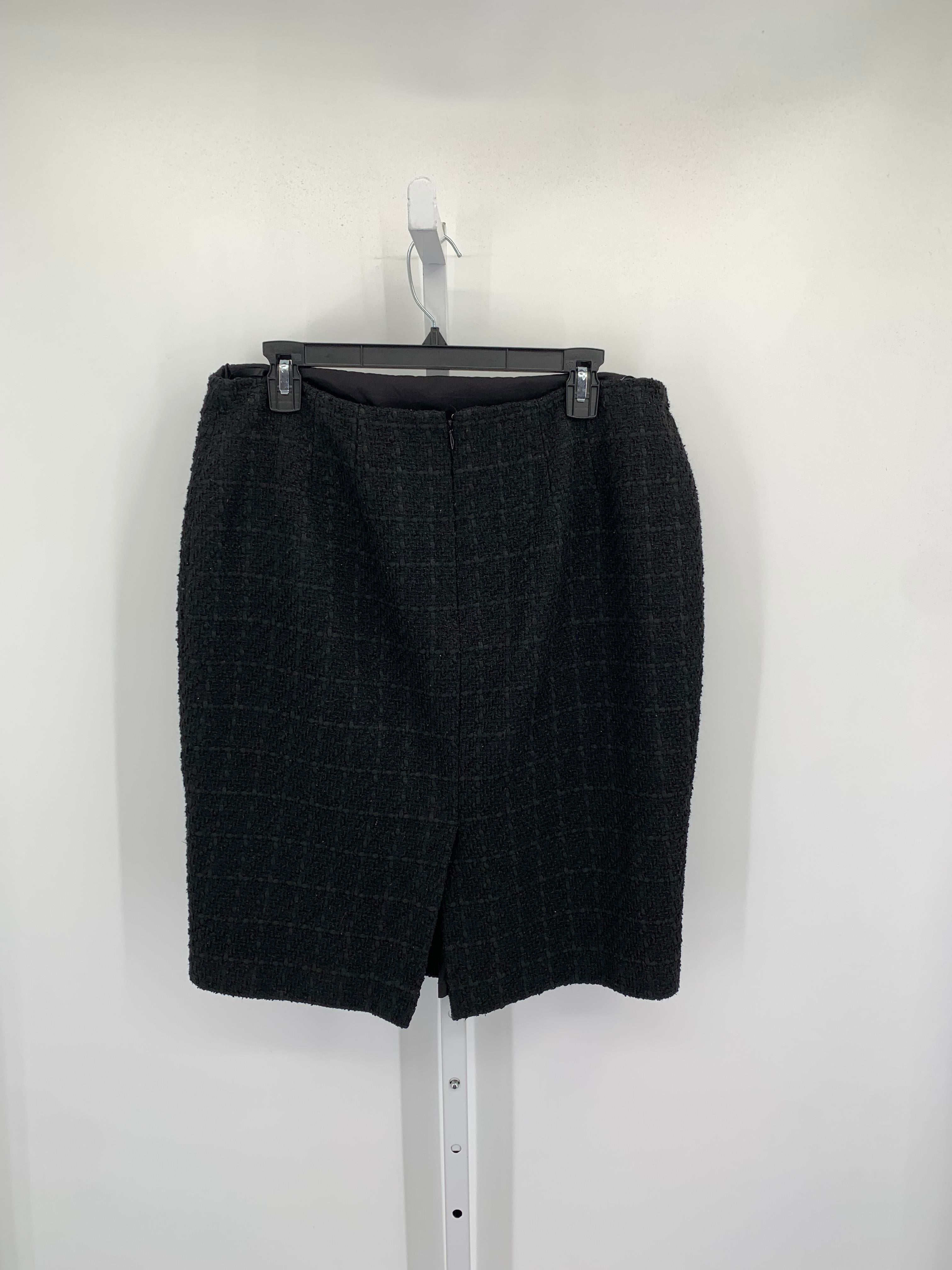 Calvin Klein Size 12 Misses Skirt