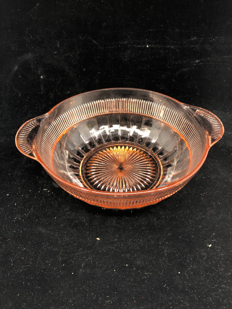 VTG LIGHT PINK RIBBED BOWL W HANDLES.