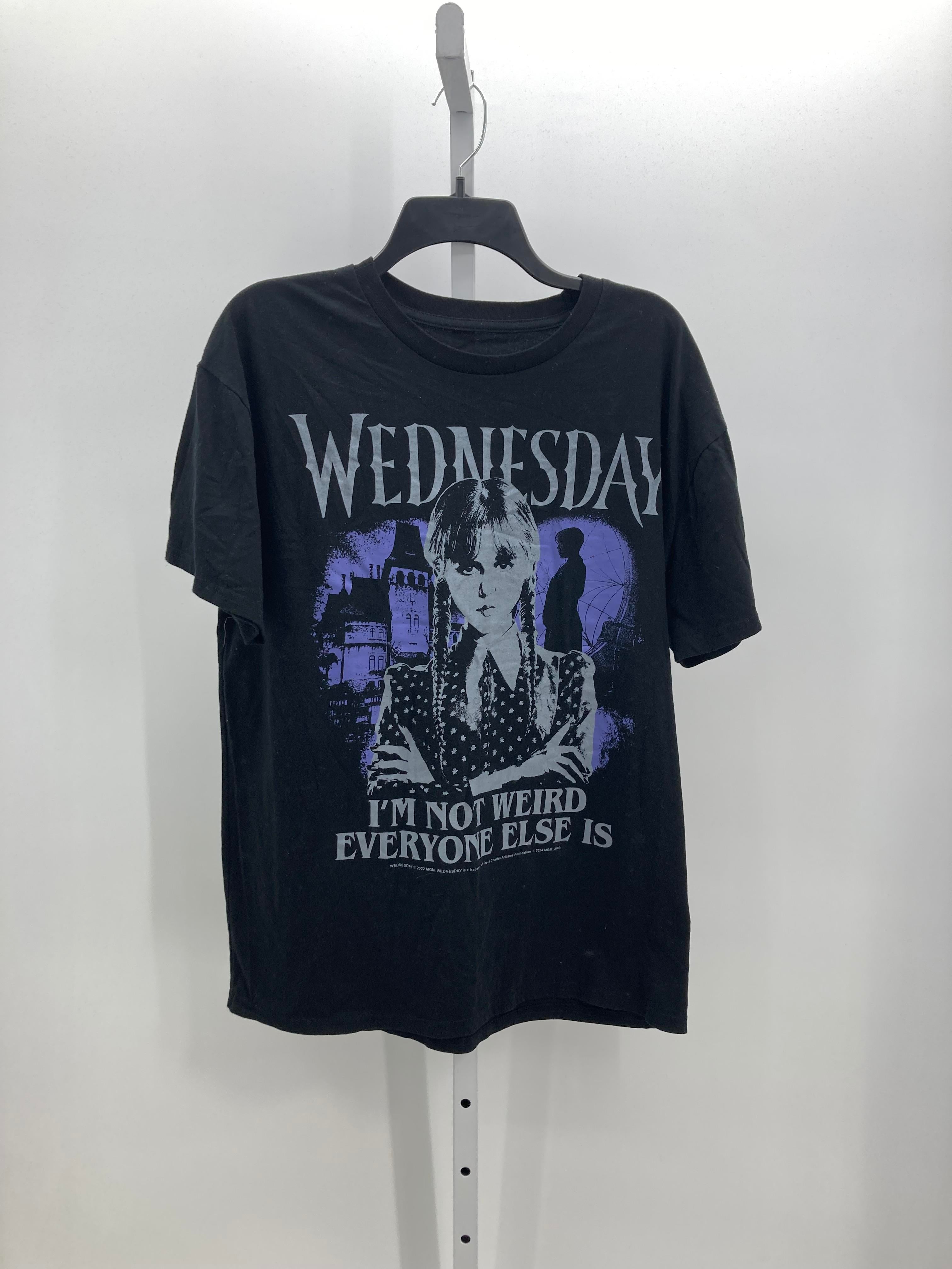 Size Large Juniors Short Sleeve Shirt