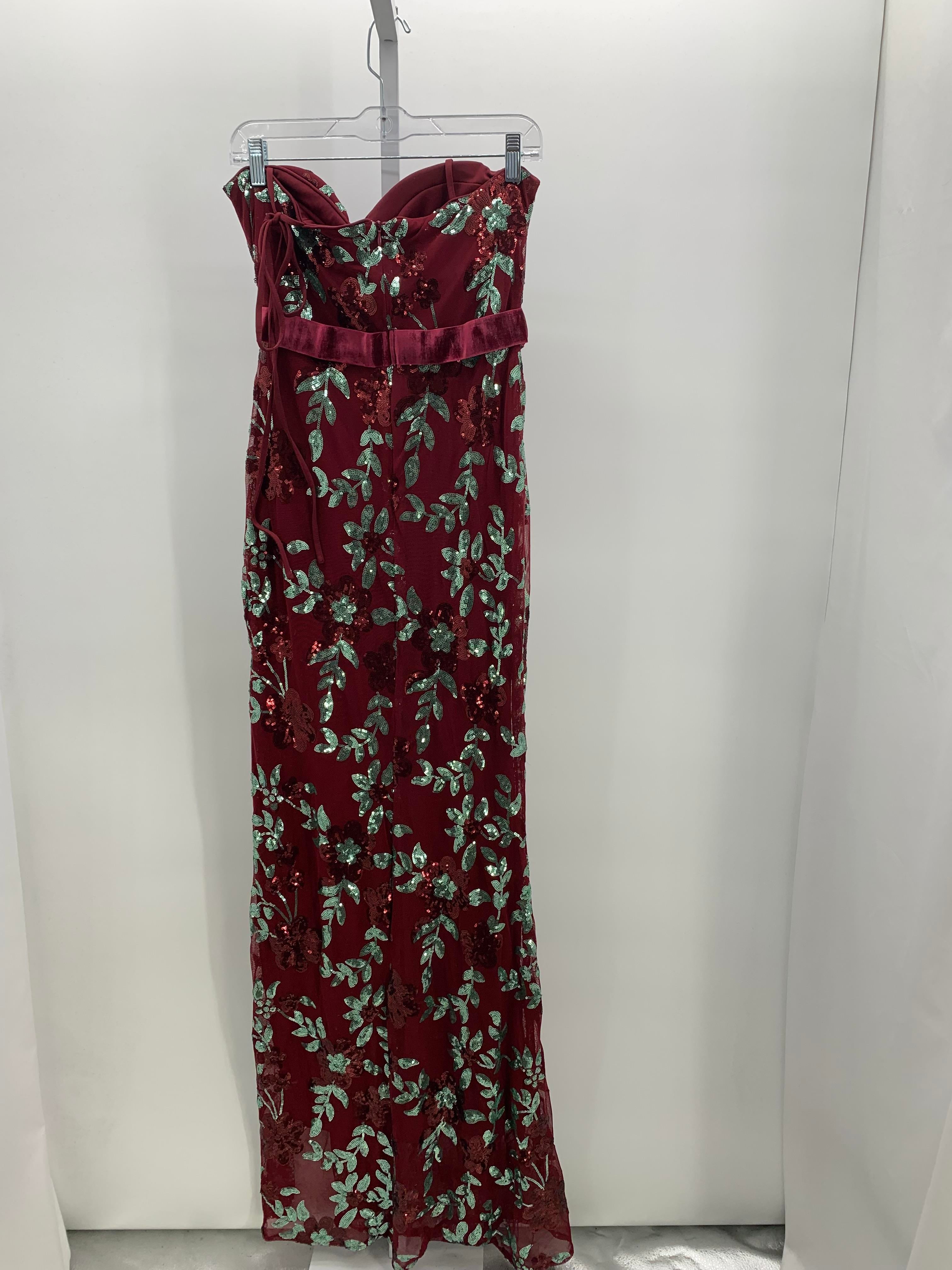 Size Extra Large Misses Sleeveless Dress