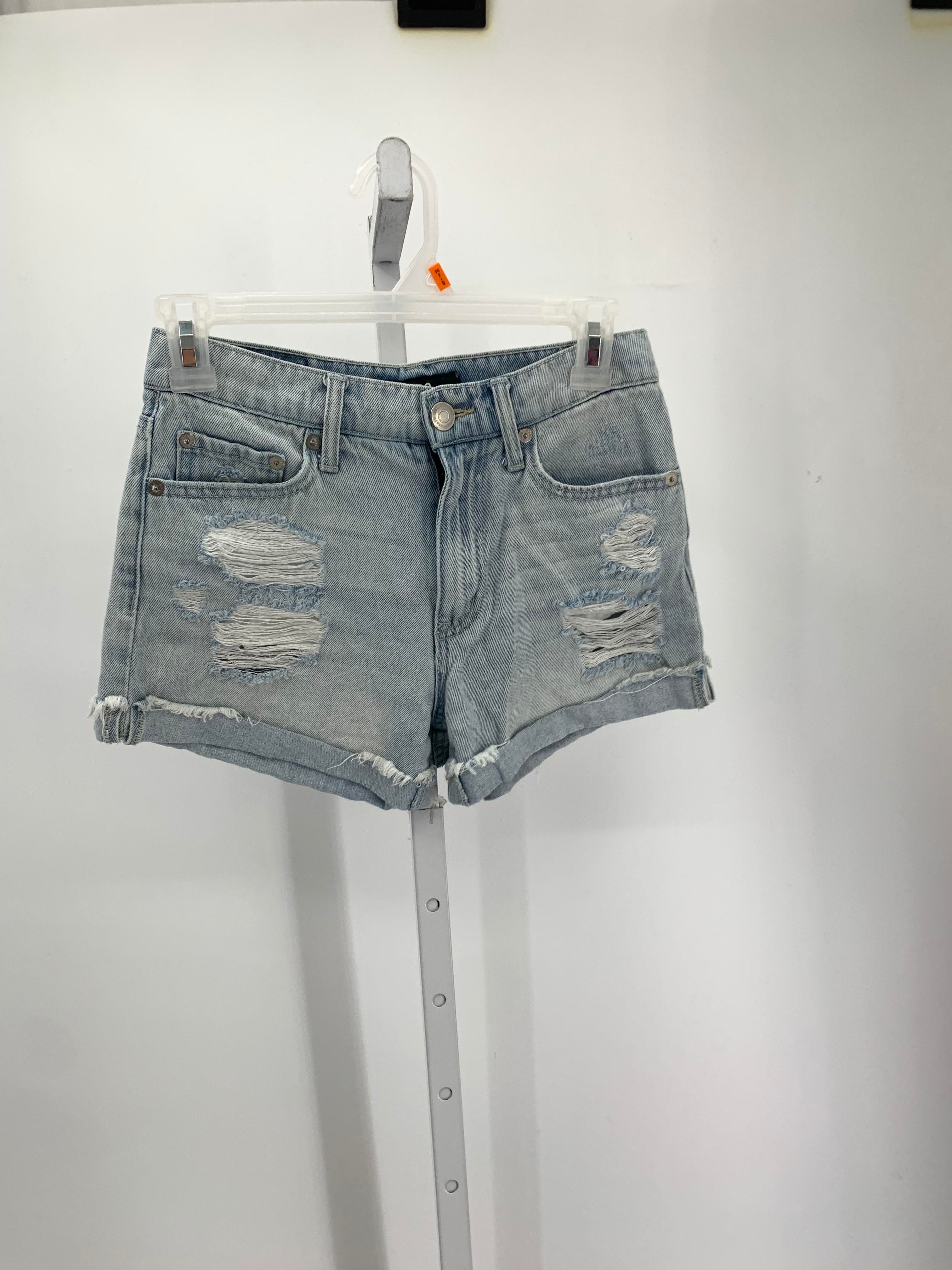 Aero Size 0 Juniors Shorts