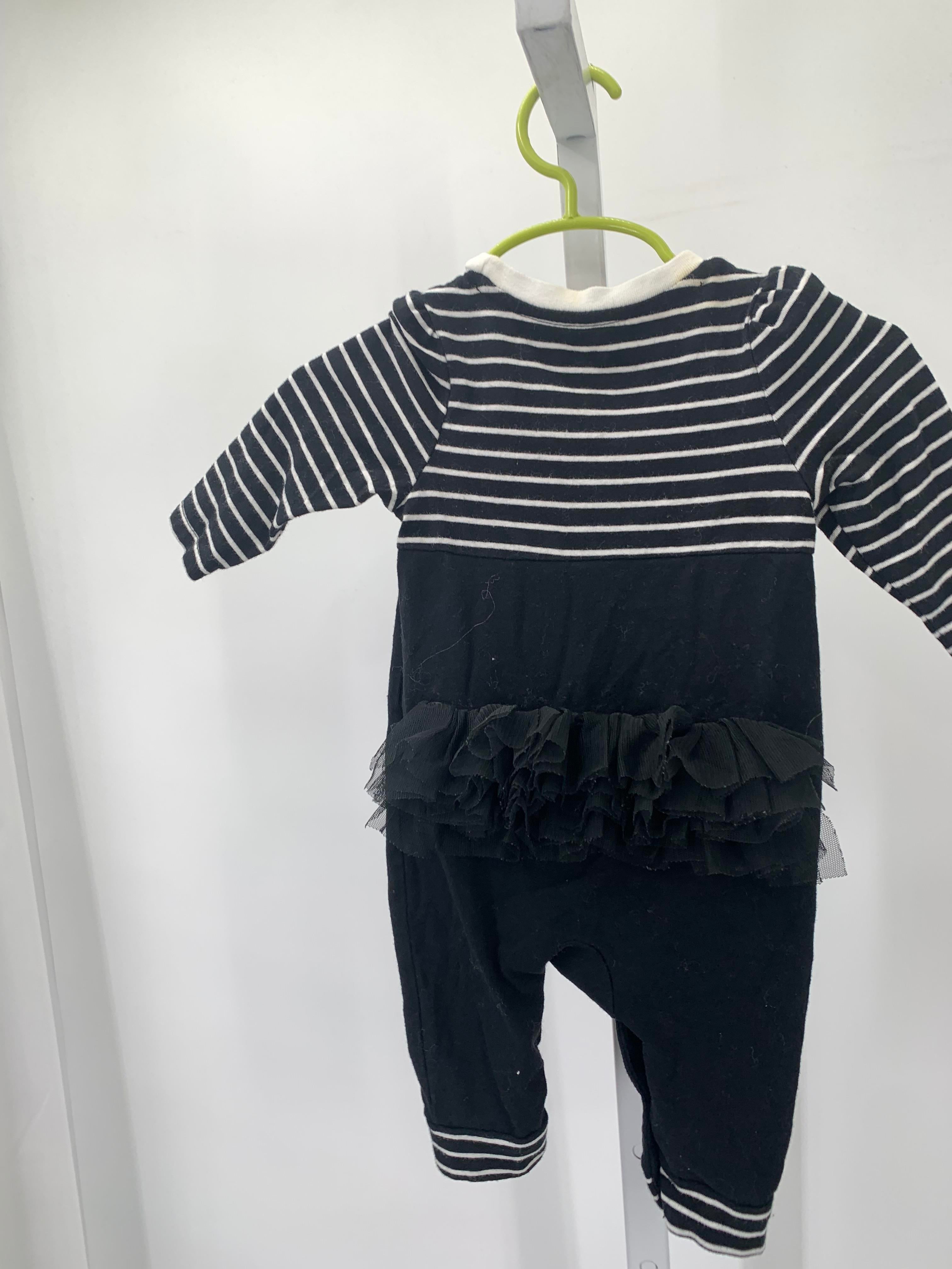 Cat & Jack Size 0-3 months Girls Long Slv. Romper