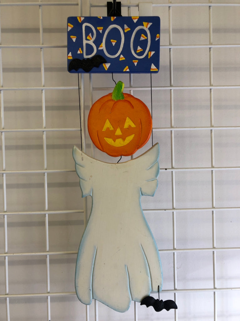 WOOD BOO WALL ART GHOST BODY/PUMPKIN HEAD.