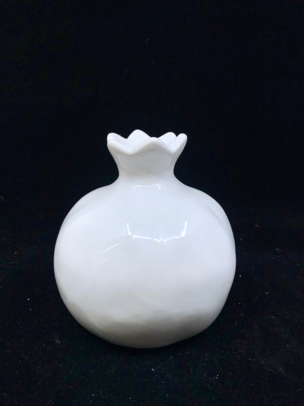 WHITE CERAMIC POMEGRANATE.