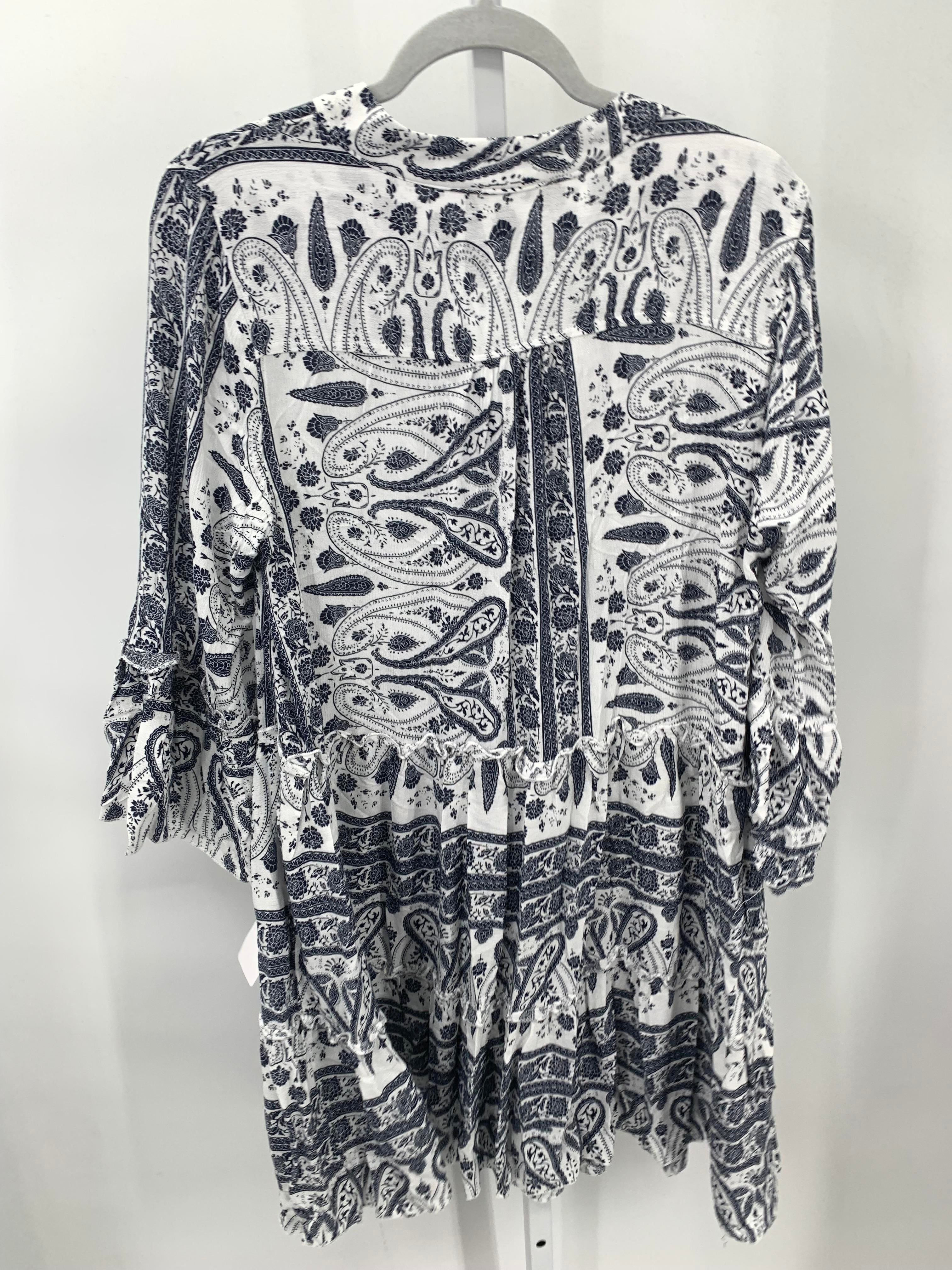 Size Large Misses 3/4 Sleeve Dress