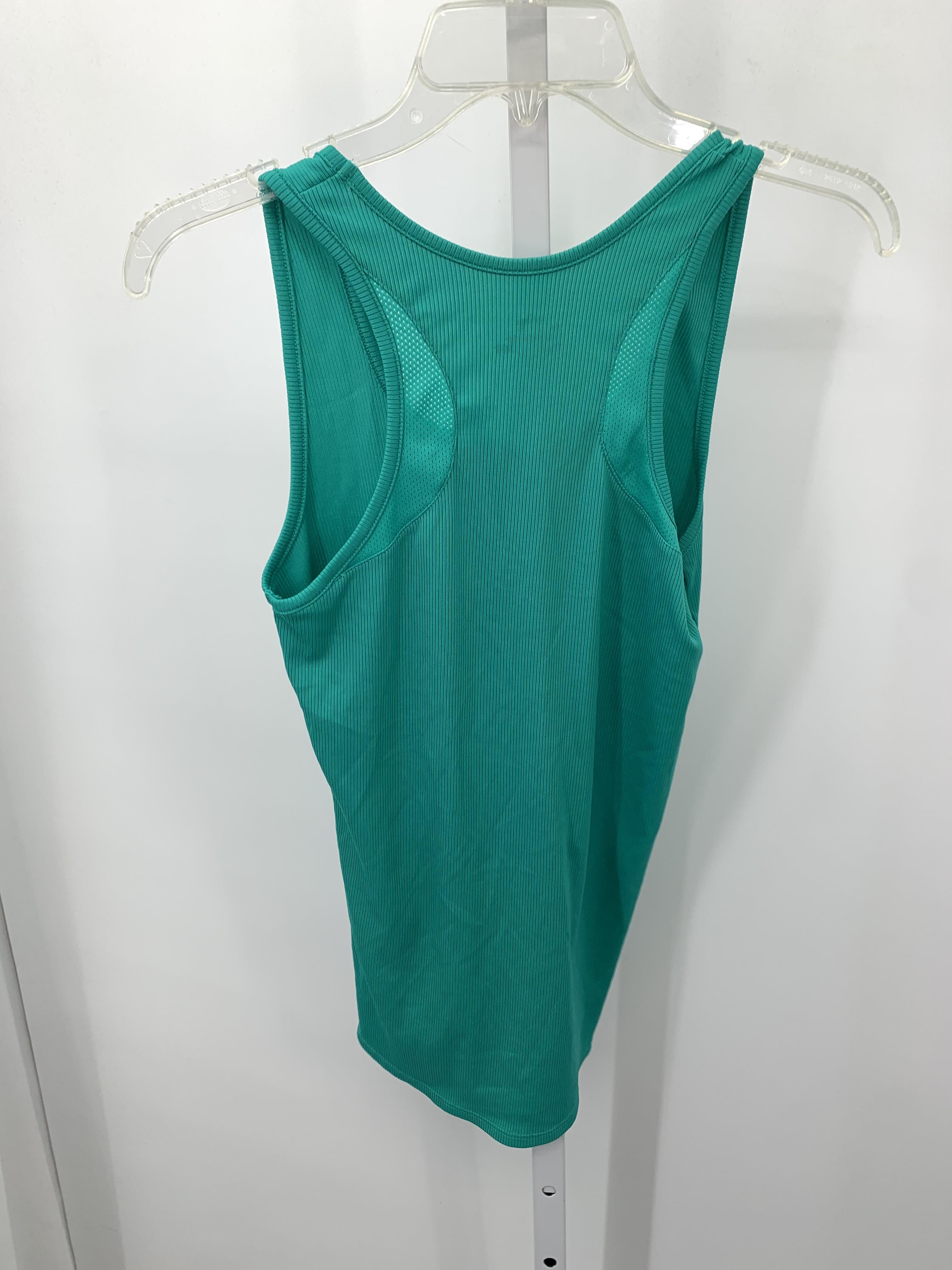 Under Armour Size Medium Misses Tank