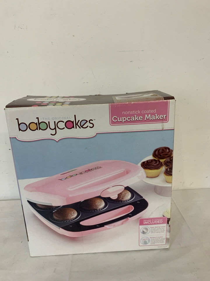 NIB CUPCAKE MAKER.