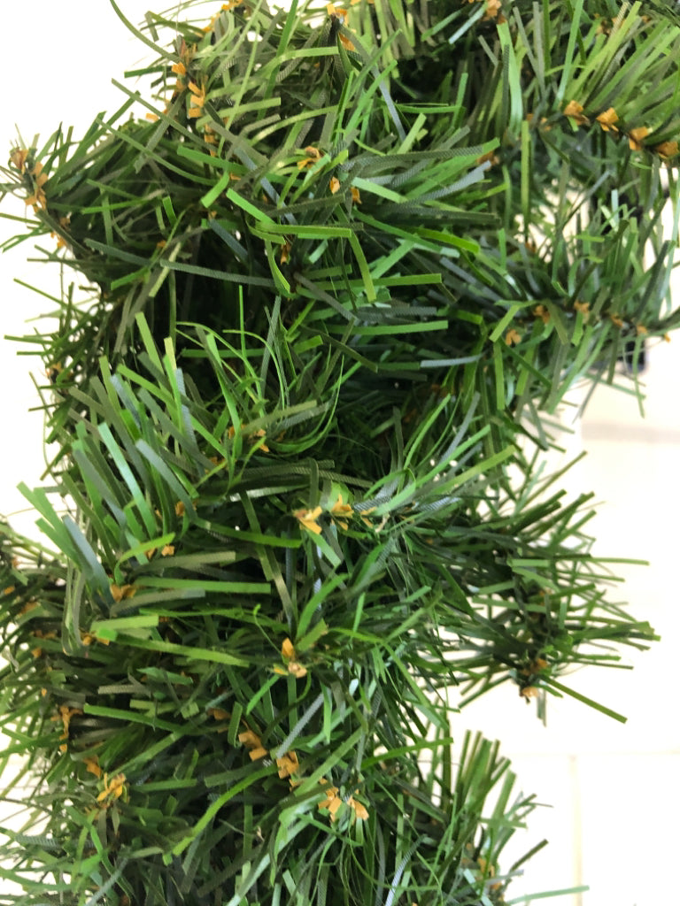 GREEN PINE WREATH.