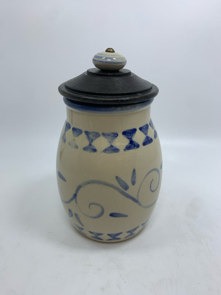 ROUND BLUE SCROLL CERAMIC JAR W/WOOD LID.