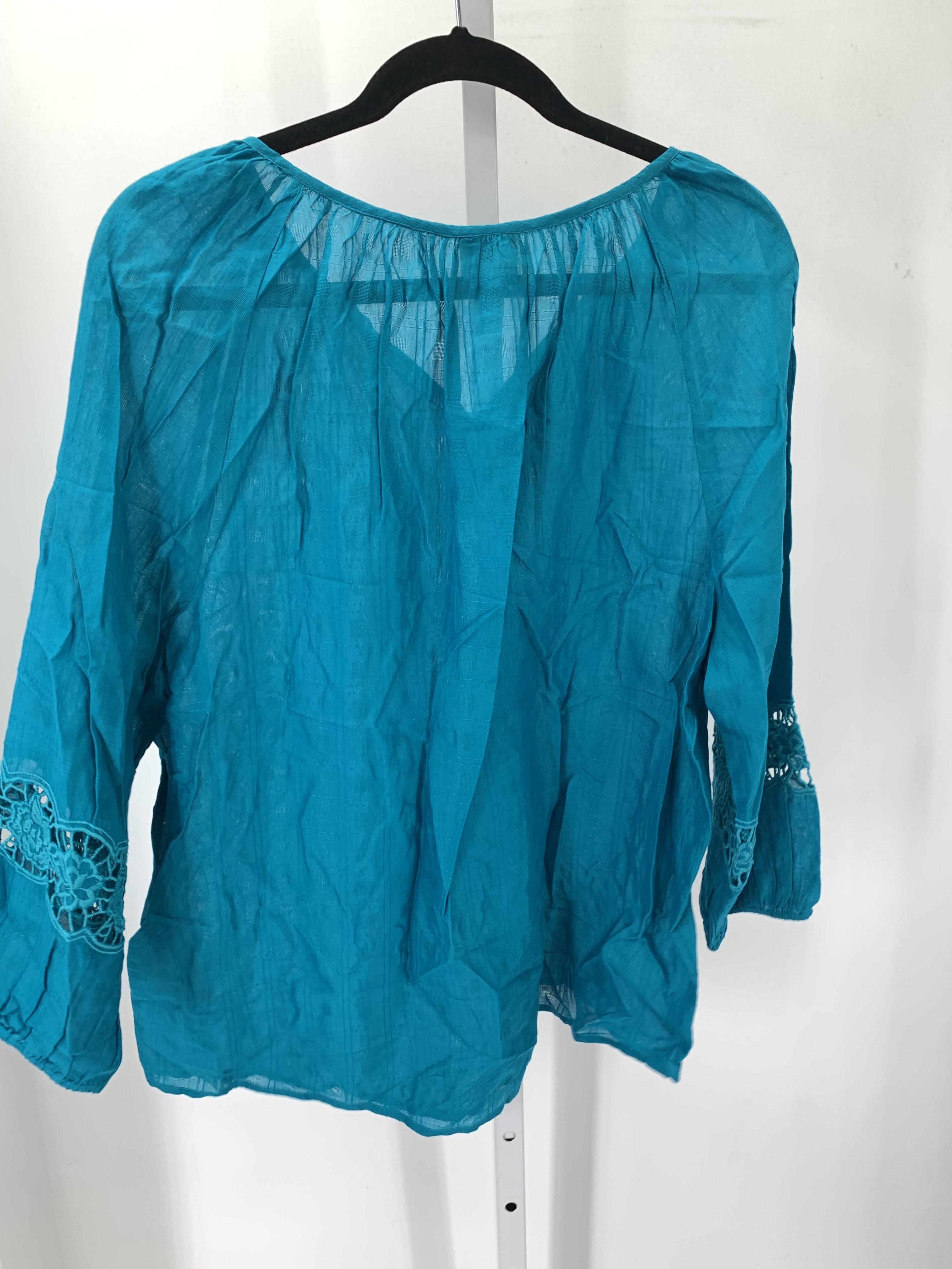 Chico's Size Medium Misses 3/4 Sleeve Shirt