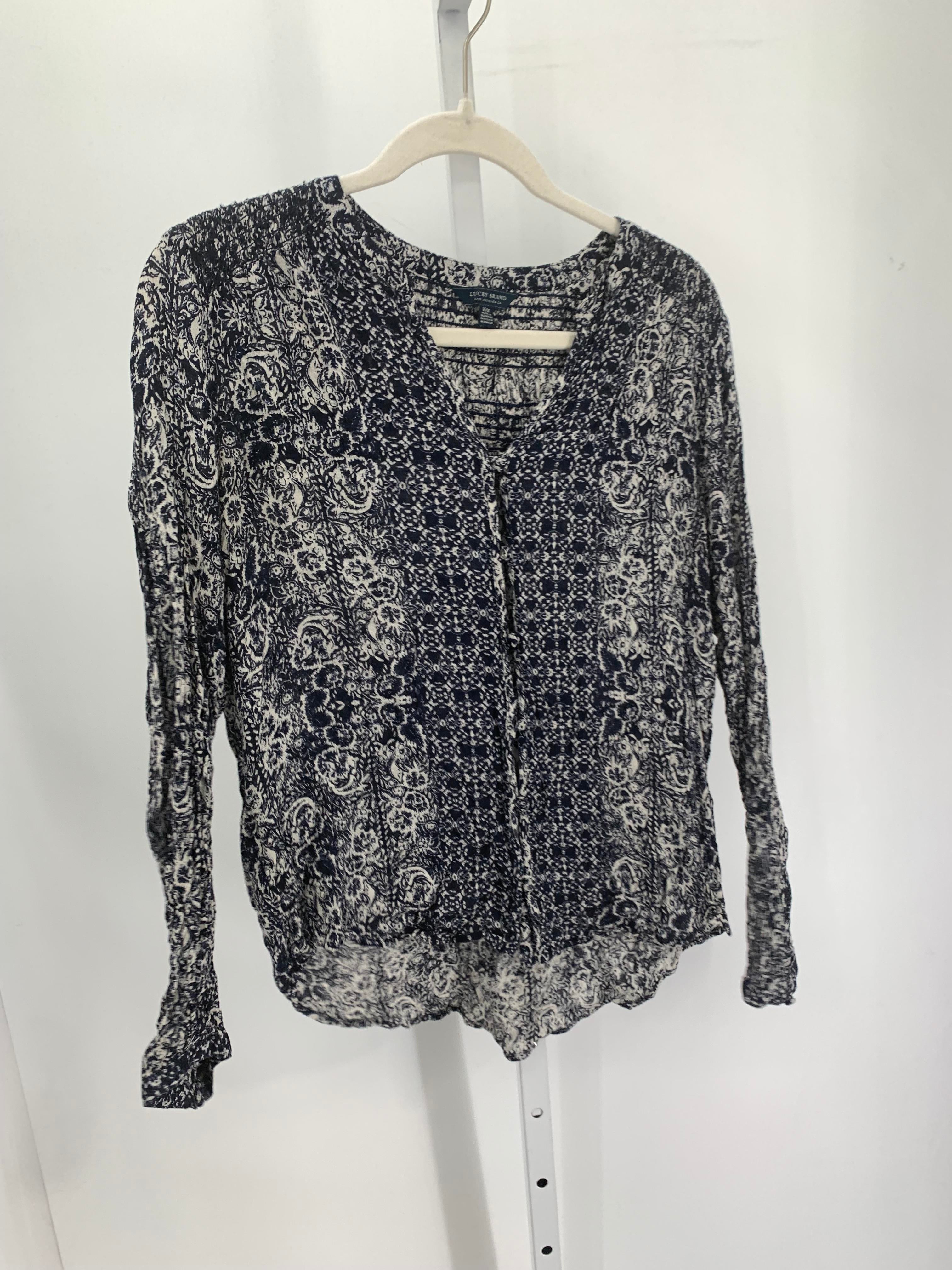 Lucky Brand Size Medium Misses Long Sleeve Shirt