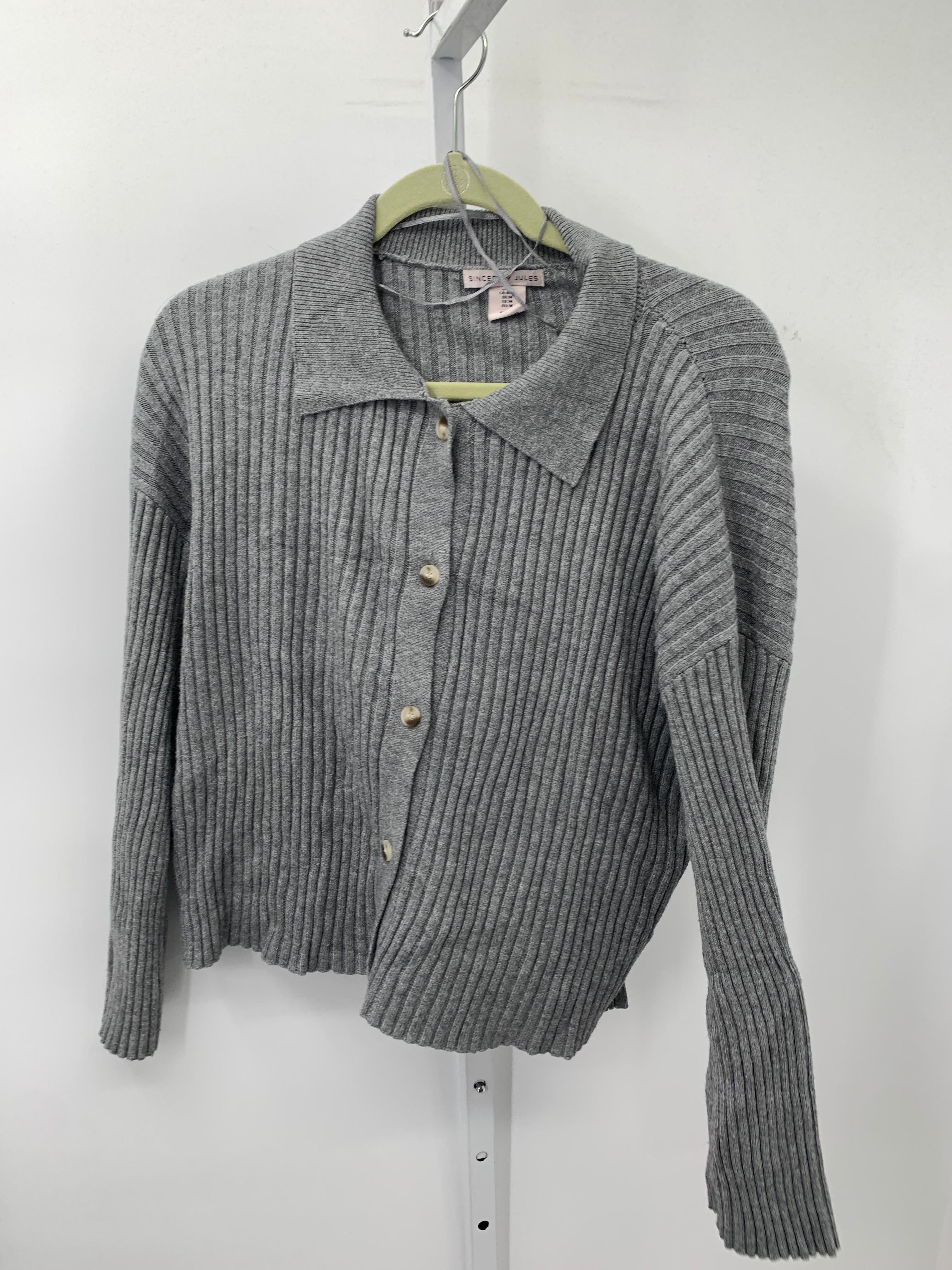 Size Medium Juniors Long Sleeve Sweater