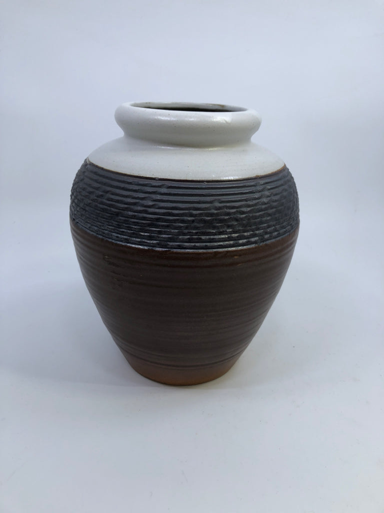 DARK BROWN BOTTOM W/ WHITE NECK CERAMIC VASE.
