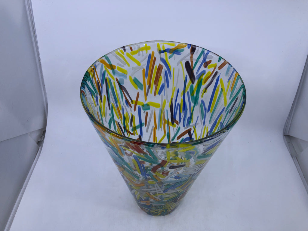 LARGE COLORED VASE SPRINKLE LOOK.