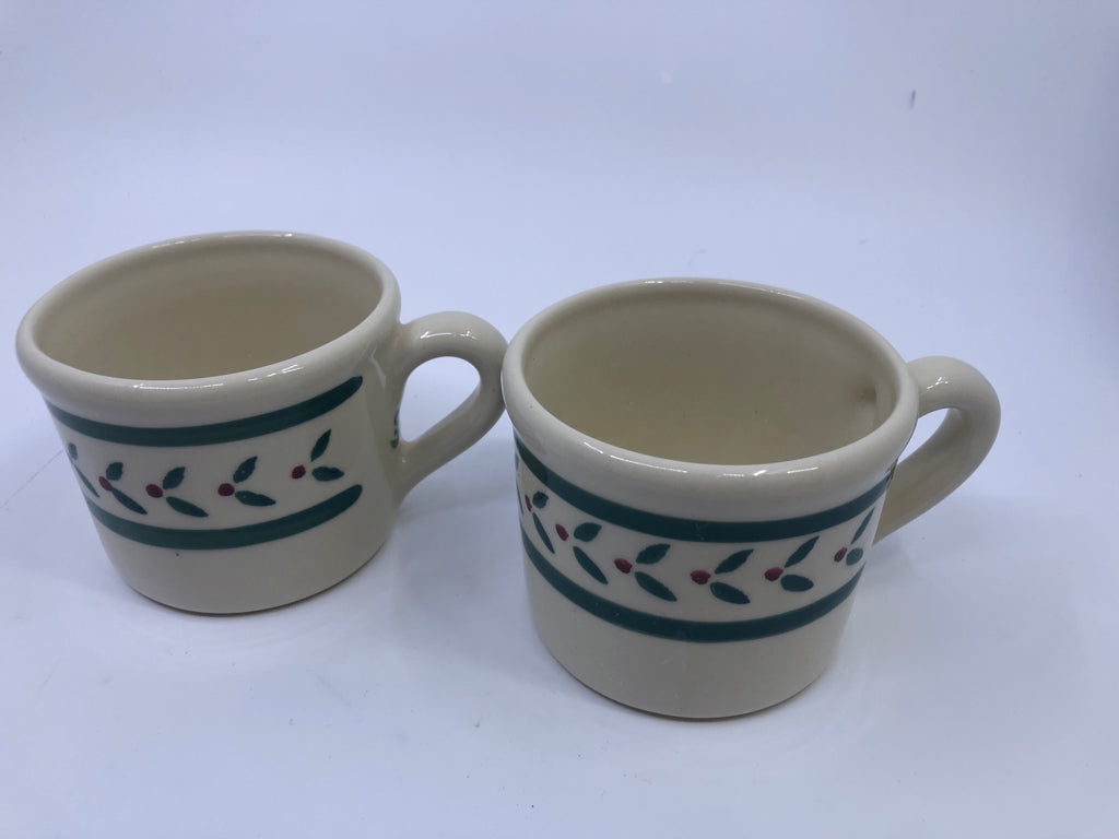2 HOLLY PATTERN MUGS.