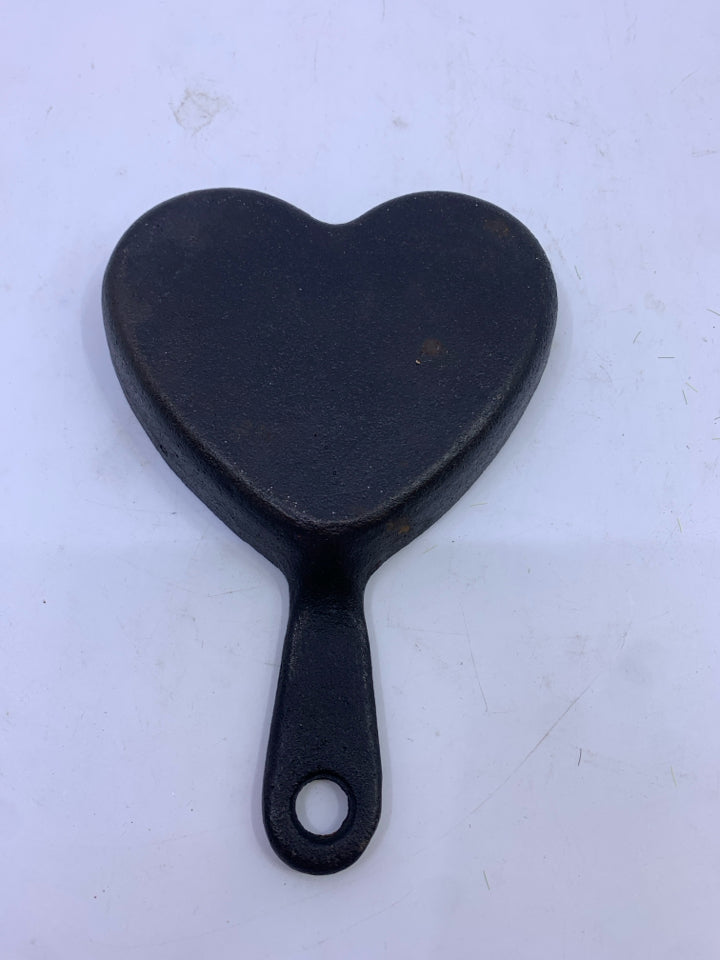 MINI HEART SHAPED CAST IRON SKILLET.