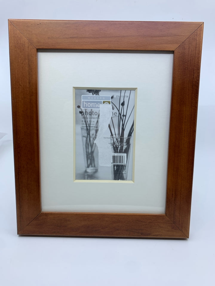 WOOD PICTURE FRAME.