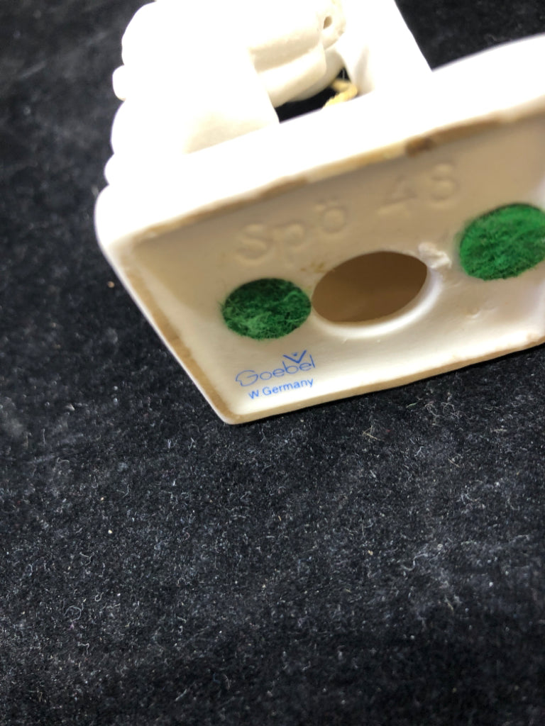 VTG CHERUB RINGING BELL WHITE FIGURINE GOEBEL.