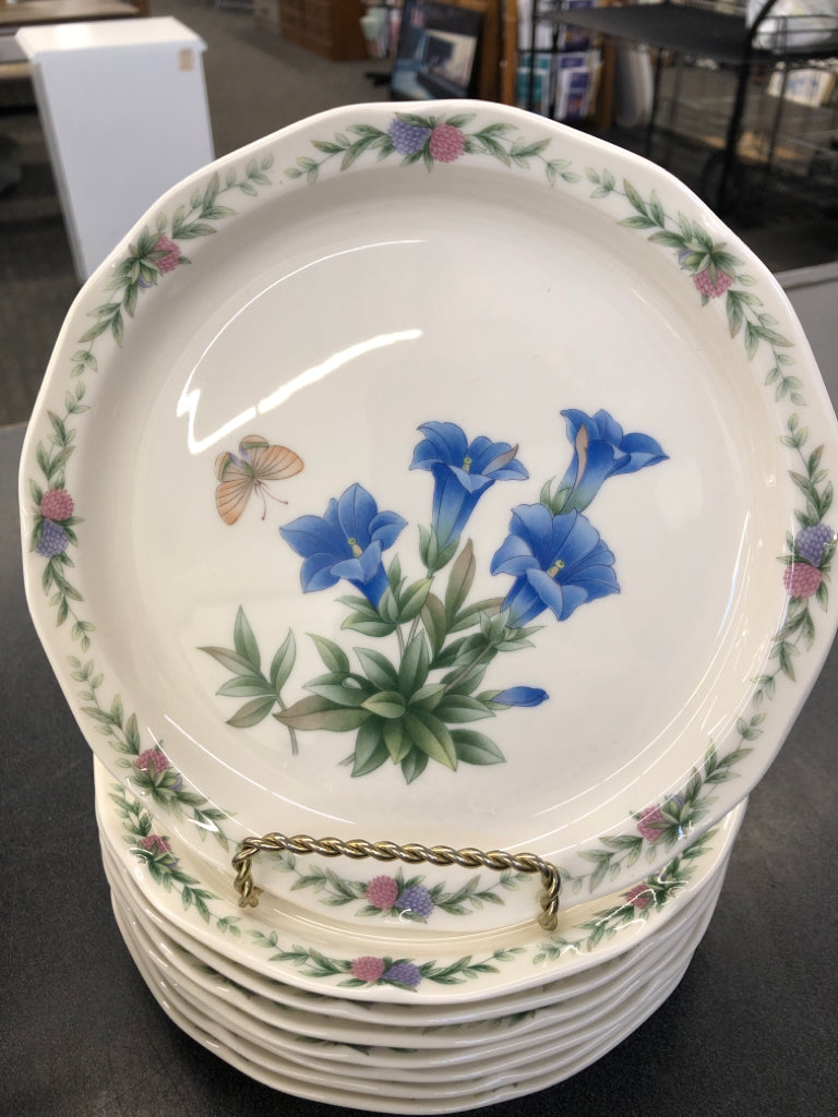 40PC NORITAKE BERRIES/FLORALS DINNER SET SRVC FOR 8.