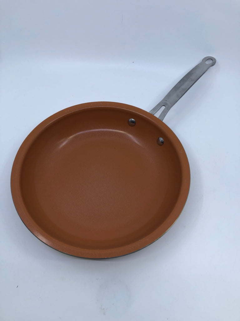 COPPER SKILLET.