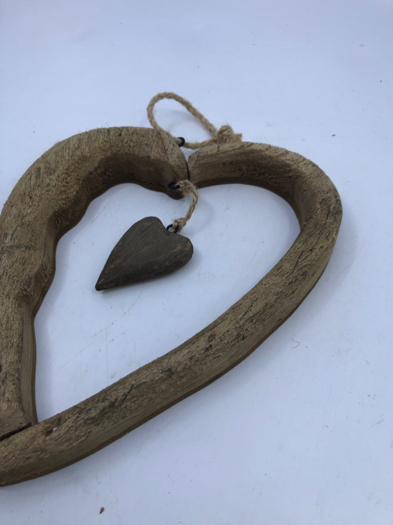 WOOD HEART W/SMALL HEART WALL DECOR.