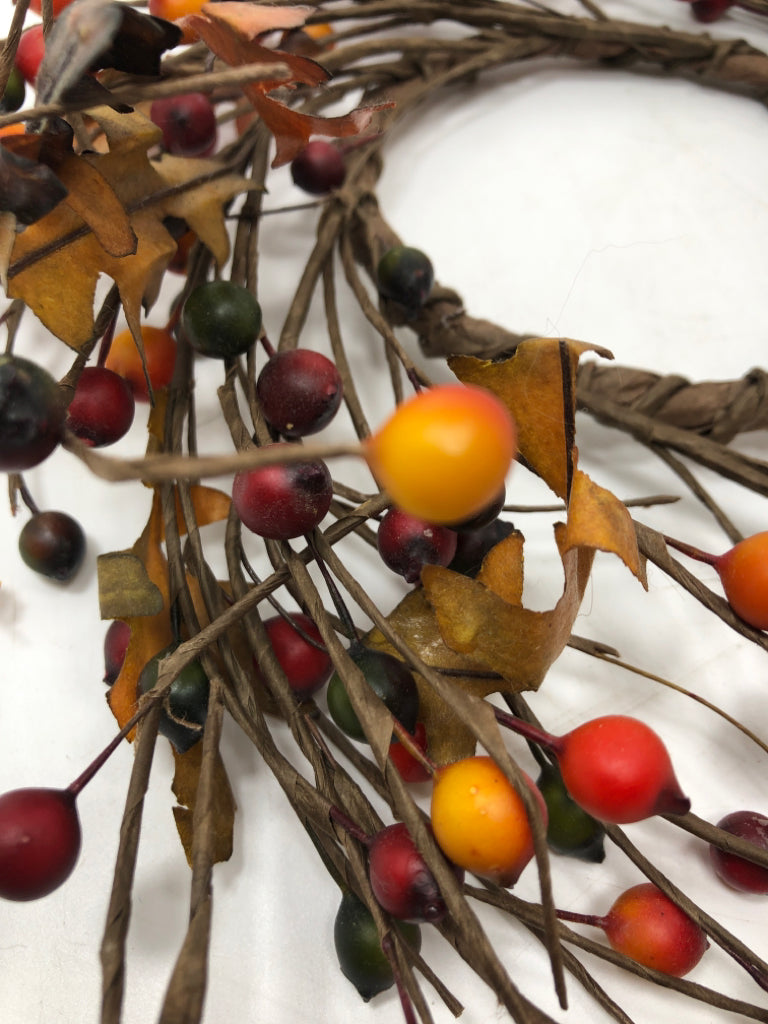 ORANGE BERRIES & LEAVES CANDLE RING.