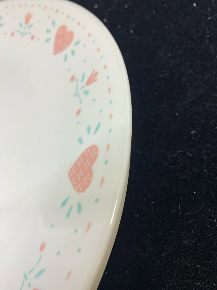 4 VTG "FOREVER YOURS" HEART PLATES.