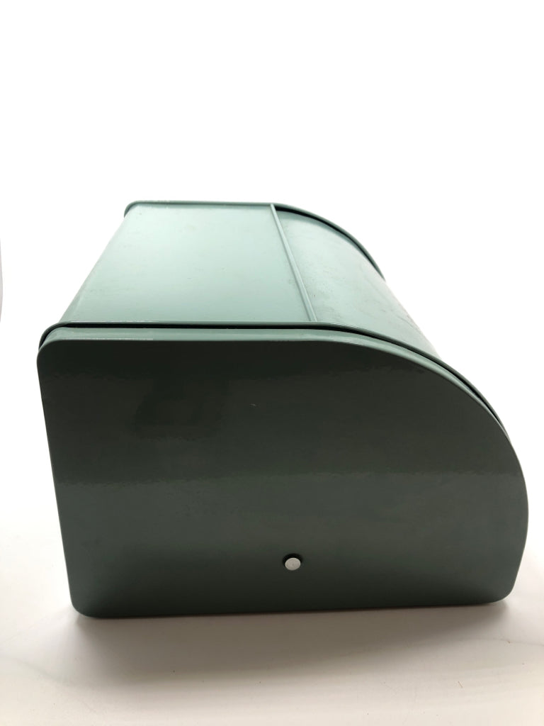 BLUE METAL BREAD BOX.