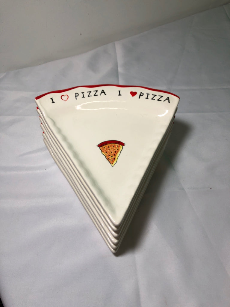 7 I LOVE PIZZA PLATES.
