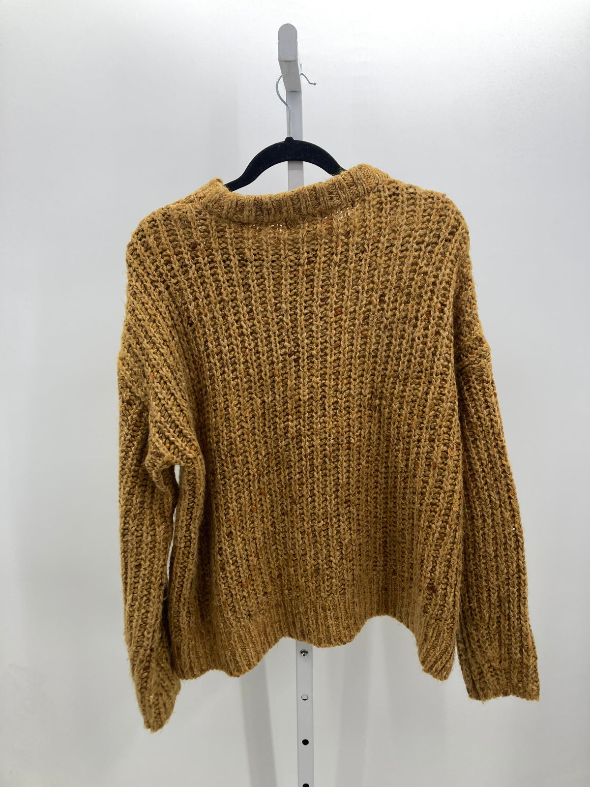 Universal Thread Size Medium Misses Long Slv Sweater