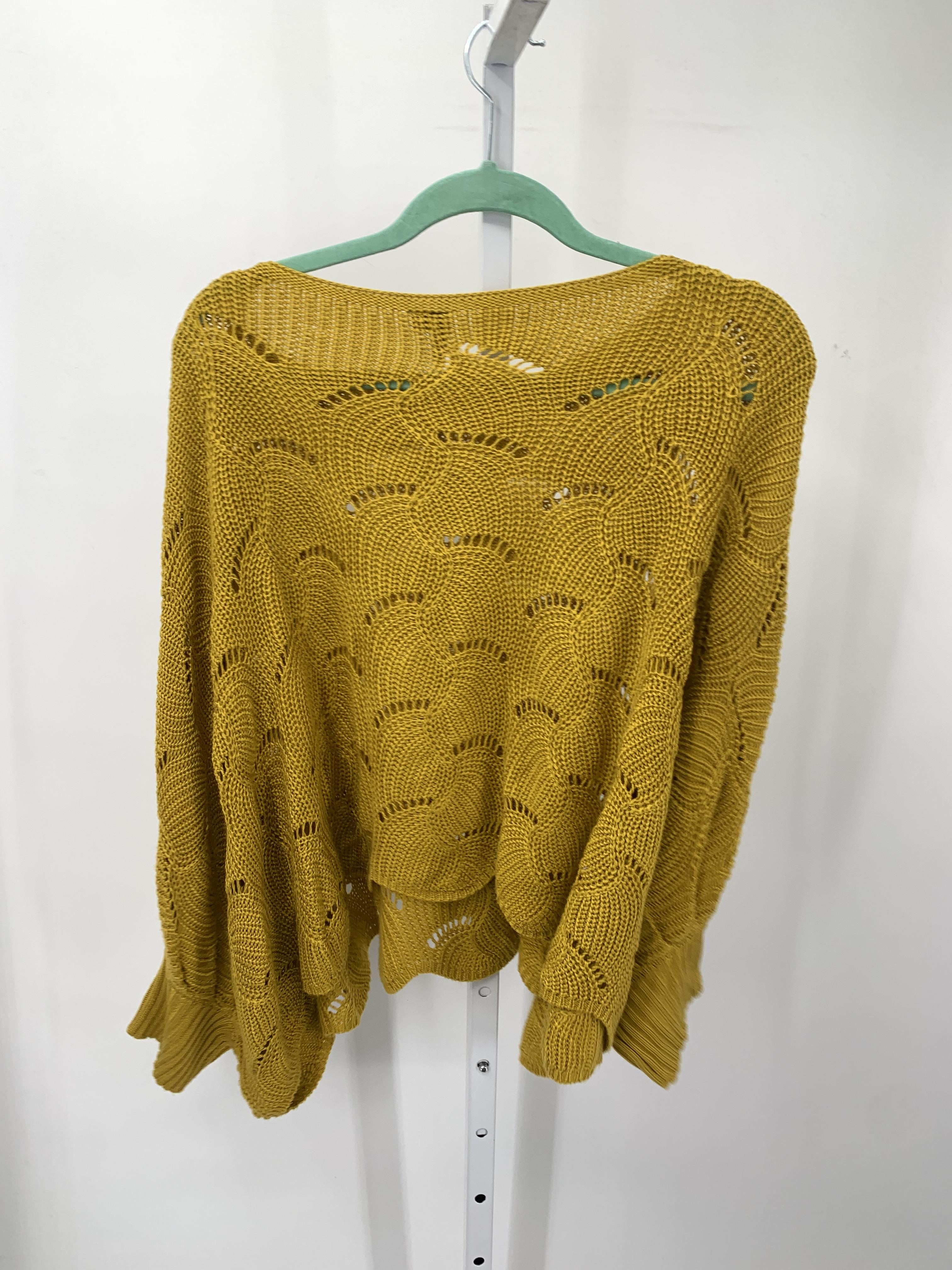 Size Small Juniors Long Sleeve Sweater