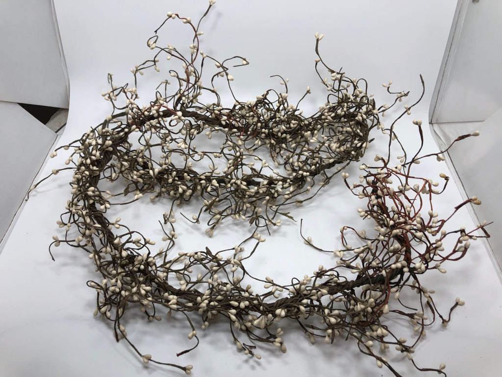 WHITE PIP GARLAND W/RED TWIG.