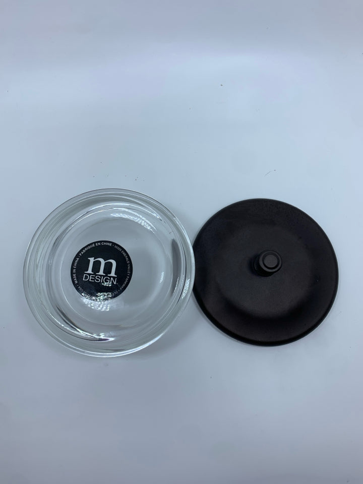 MDESIGN GLASS CANISTER W/BLACK TOP.