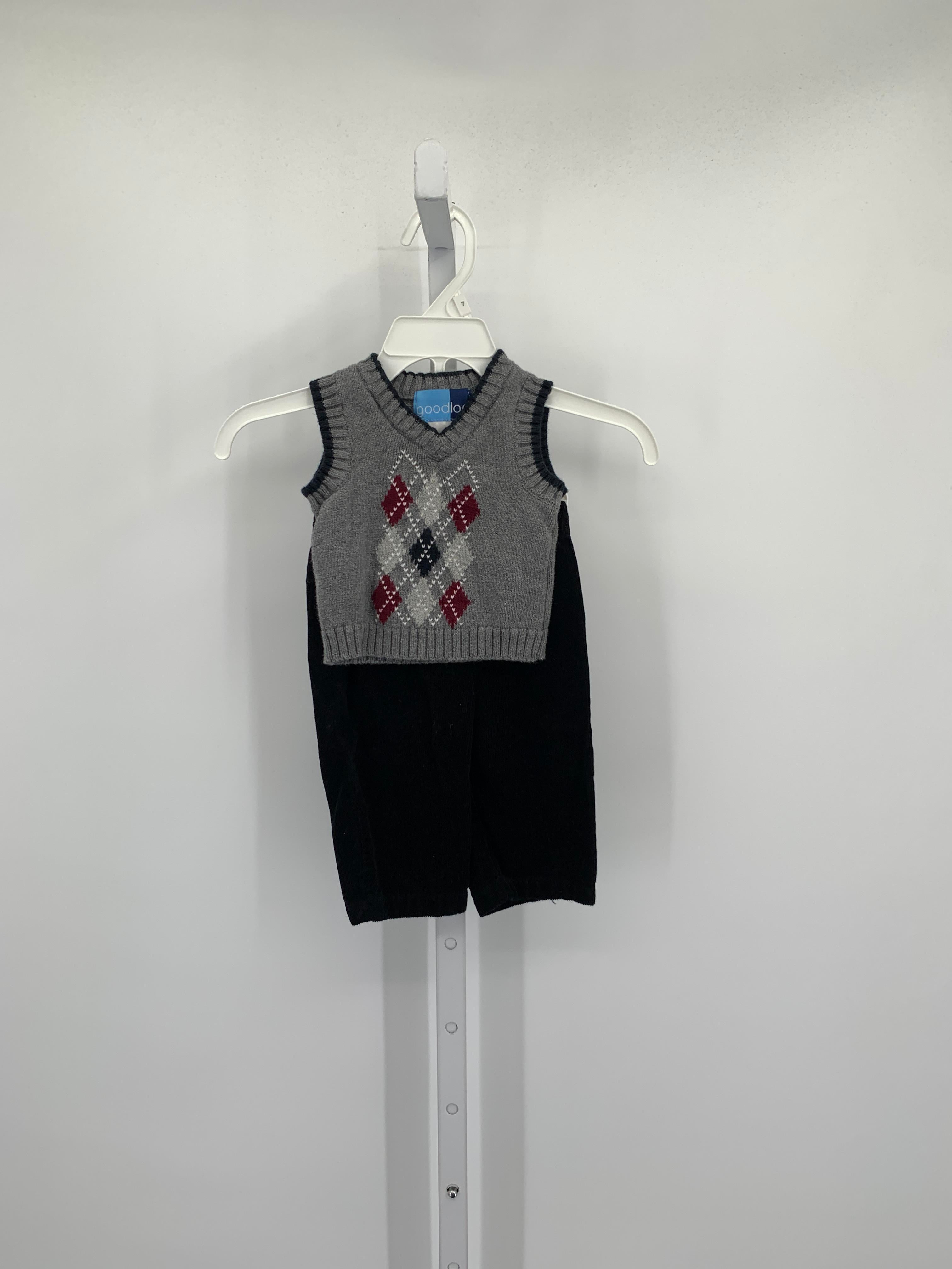 DIAMOND PATTERN SWEATER VEST AND PANTS