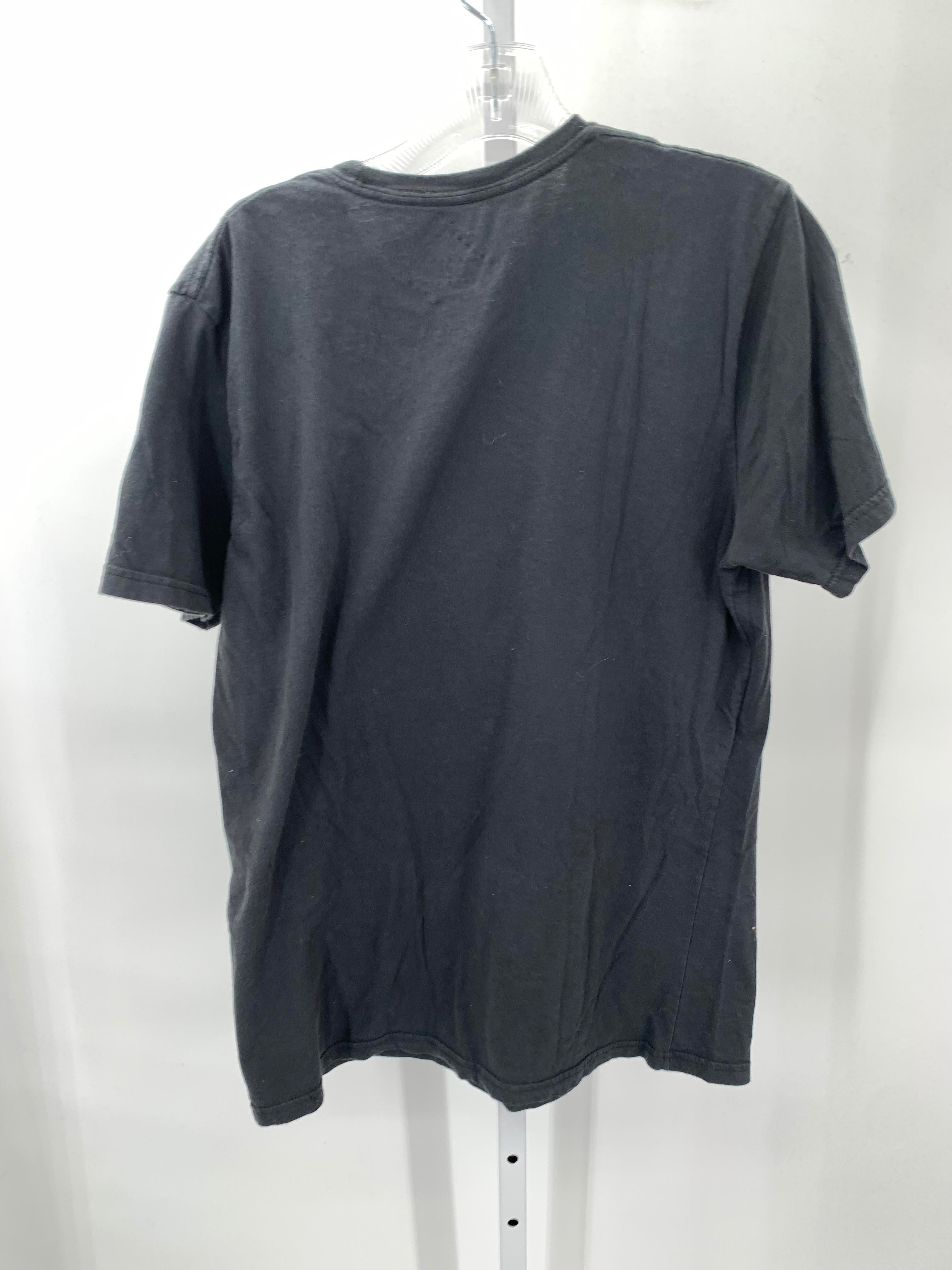 Size Medium Juniors Short Sleeve Shirt