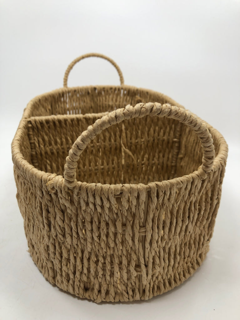 DIVIDED WICKER BASKET W/HANDLES.