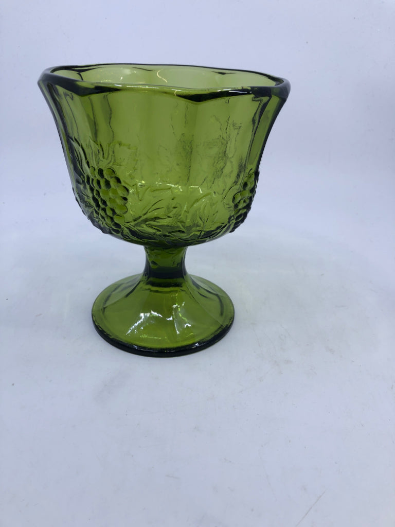 VTG EMBOSSED GRAPES GREEN FOOTED CANDY DISH/ PLANTER.